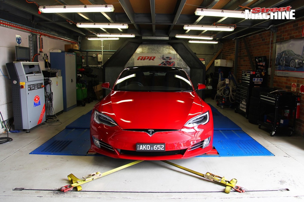 tesla-on-dyno-1.jpg